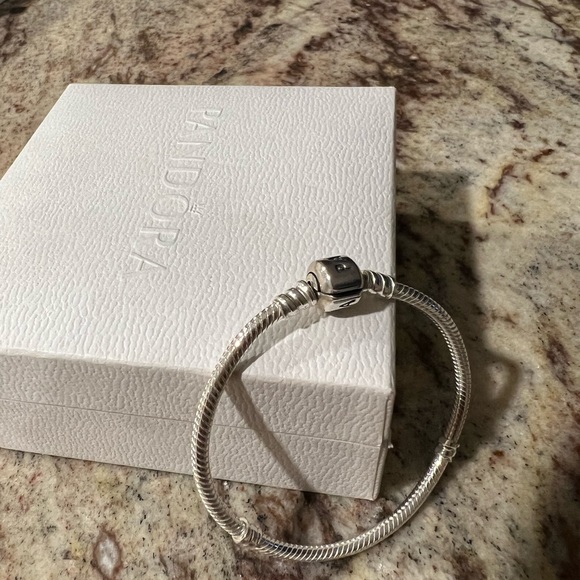 Pandora bracelet - Picture 4 of 4